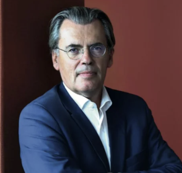 <a href="https://www.linkedin.com/in/benoitserre1/" target="_blank" rel="noopener noreferrer">Benoît Serre</a>